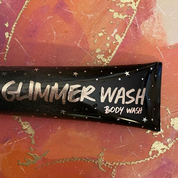 - 🛍Victoria’s Secret tease   💗Glimmer wash, Bady wash 5OZ - Picture 4 of 11